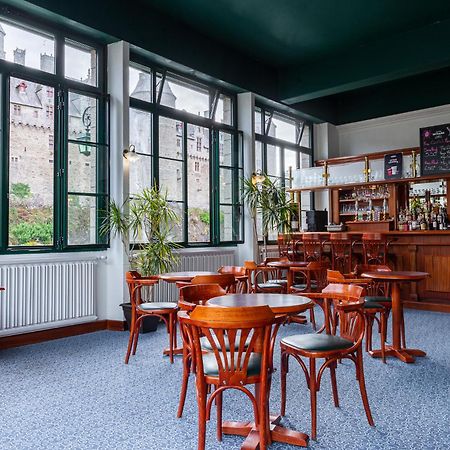 Hotel Restaurant Du Chateau Josselin Exterior photo
